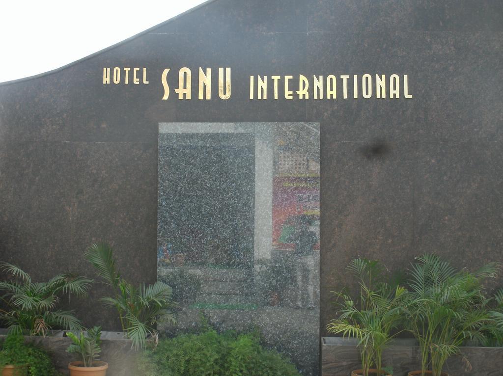Sanu International Hotel Nāmakkal Eksteriør billede